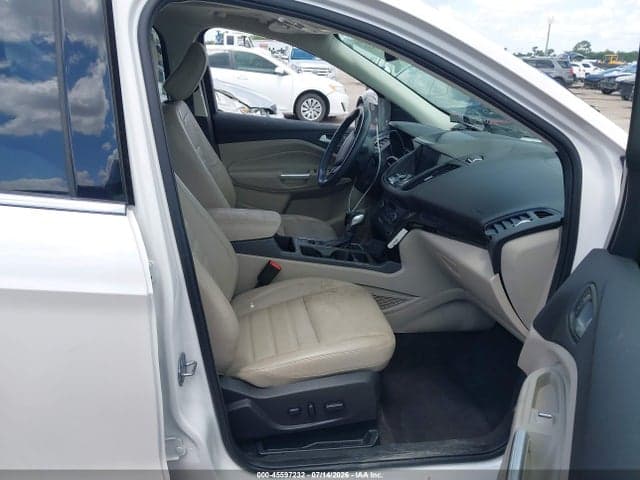 2019 FORD ESCAPE TITANIUM 5