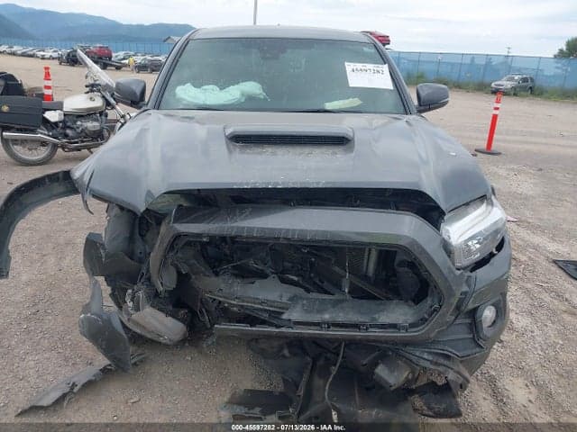 2022 TOYOTA TACOMA TRD SPORT 12