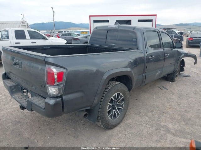 2022 TOYOTA TACOMA TRD SPORT 4