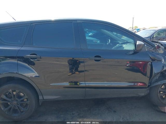 2018 FORD ESCAPE S 13