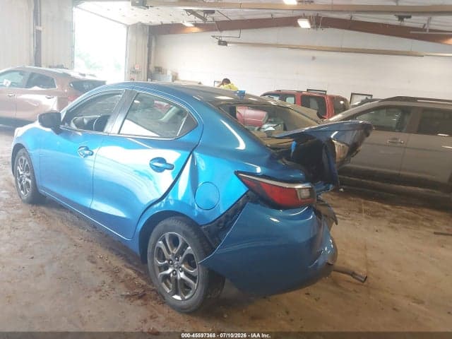 2019 TOYOTA YARIS LE 3