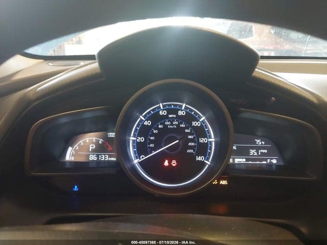 2019 TOYOTA YARIS LE 7
