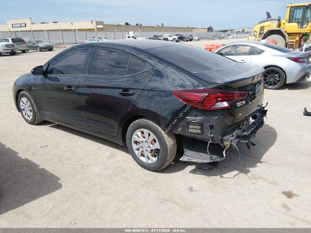 2020 HYUNDAI ELANTRA SE 3