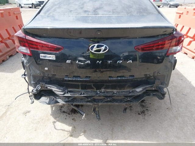 2020 HYUNDAI ELANTRA SE 6