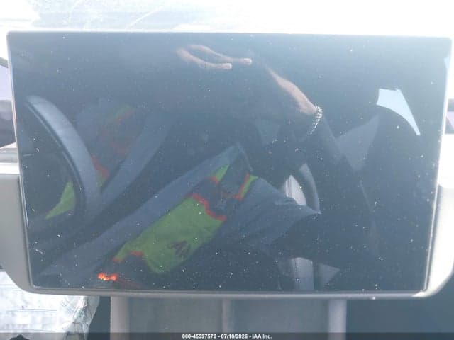 2022 TESLA MODEL S DUAL MOTOR ALL-WHEEL DRIVE 18