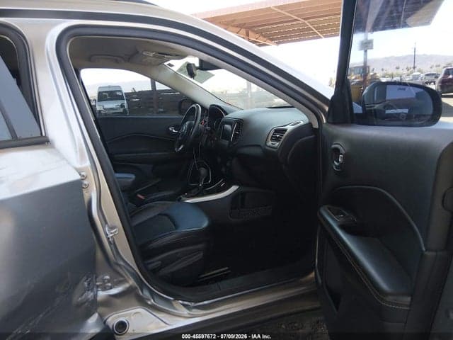 2019 JEEP COMPASS LATITUDE FWD 5
