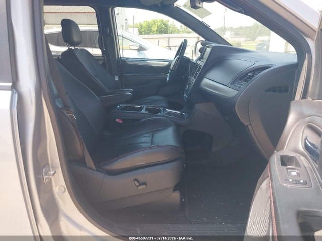 2018 DODGE GRAND CARAVAN GT 5