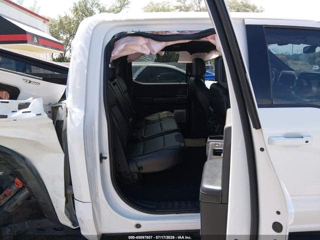 2023 FORD F-150 RAPTOR 8