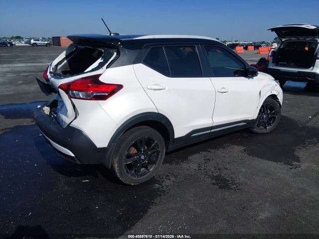 2020 NISSAN KICKS SR XTRONIC CVT 4