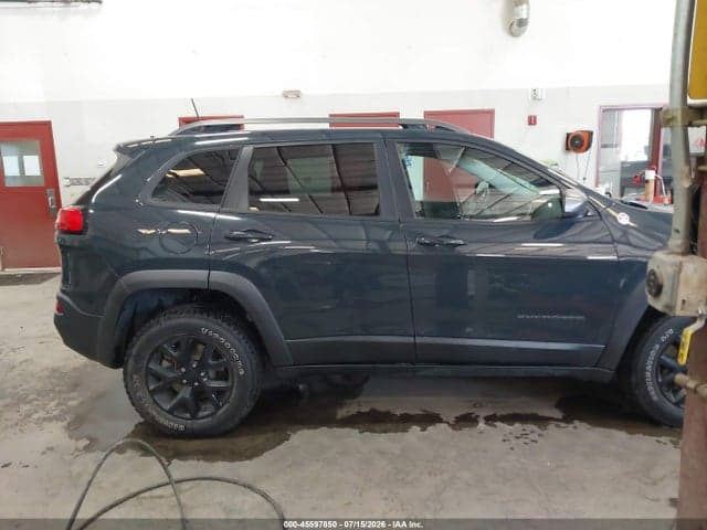 2018 JEEP CHEROKEE TRAILHAWK 4X4 13