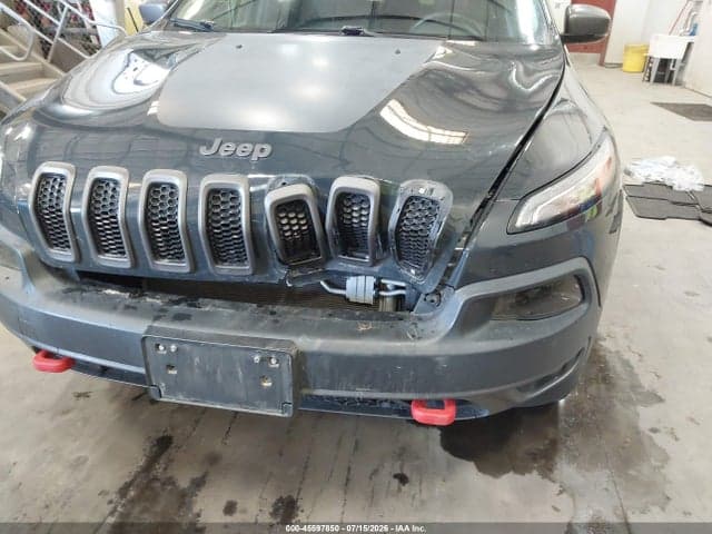 2018 JEEP CHEROKEE TRAILHAWK 4X4 6