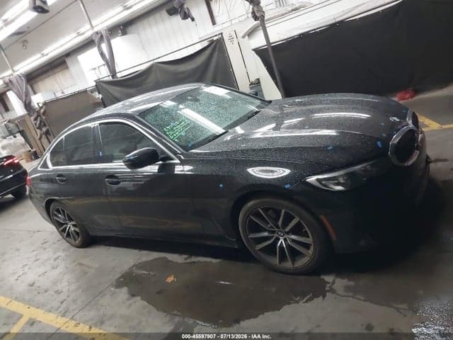 2019 BMW 330I 13