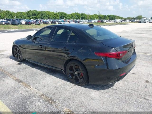 2018 ALFA ROMEO GIULIA RWD 3