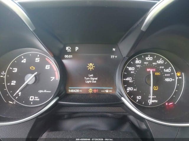 2018 ALFA ROMEO GIULIA RWD 7