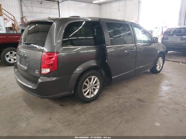 2018 DODGE GRAND CARAVAN SXT 4