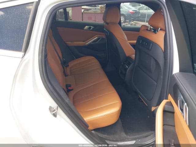 2022 BMW X6 XDRIVE40I 8