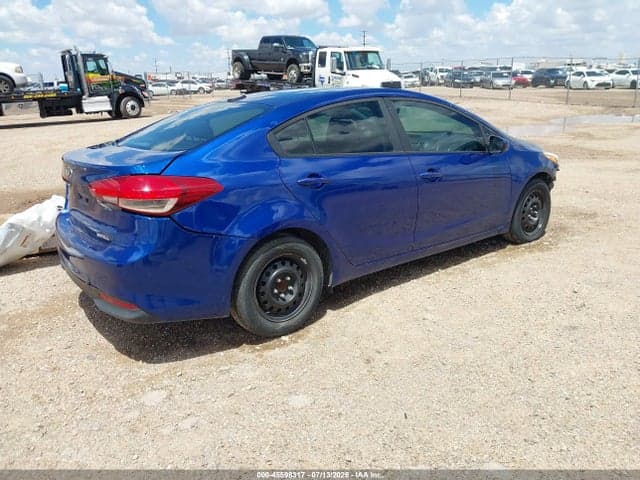 2017 KIA FORTE LX 4