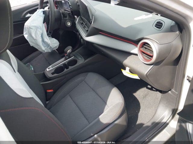 2026 CHEVROLET TRAX FWD 1RS 5