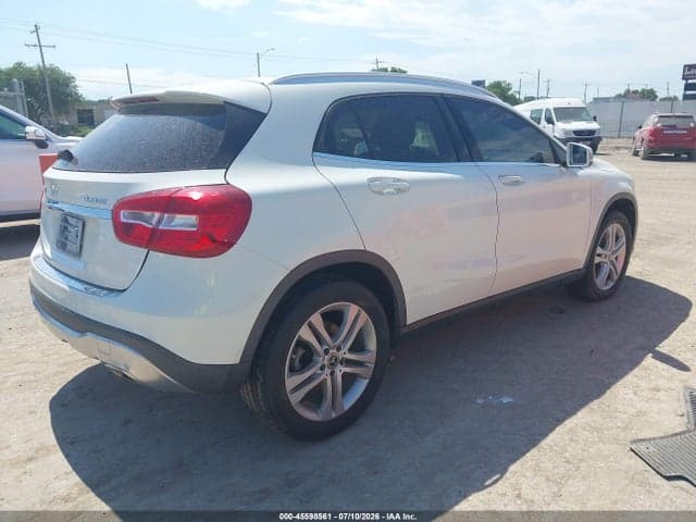 2018 MERCEDES-BENZ GLA 250 4MATIC 4