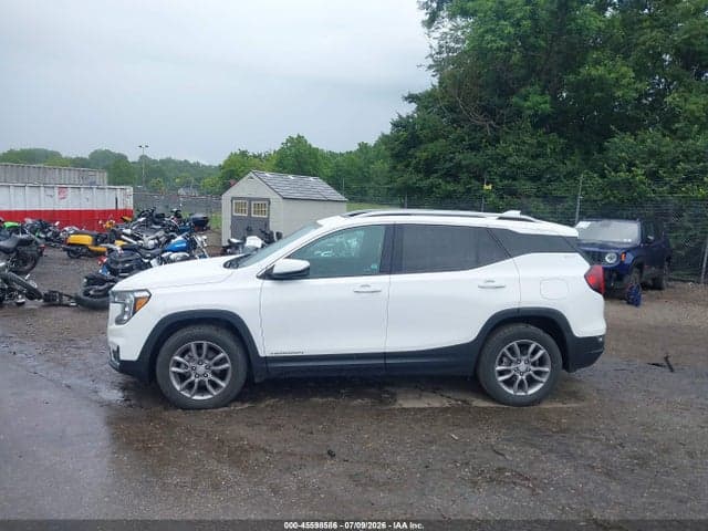 2022 GMC TERRAIN AWD SLT 15