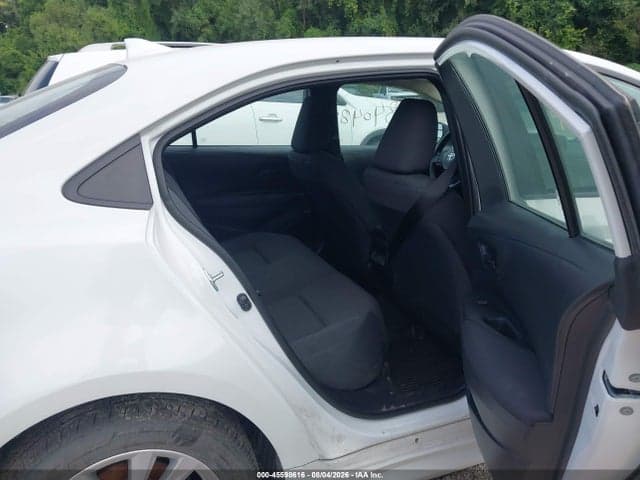 2024 TOYOTA COROLLA LE 8