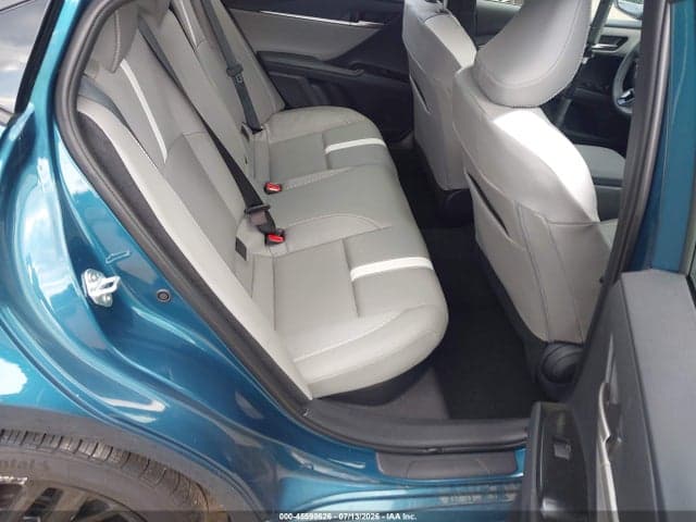 2026 TOYOTA CAMRY SE 8