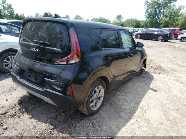 2025 KIA SOUL LX 4