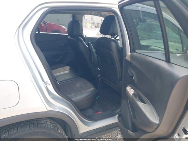 2017 CHEVROLET TRAX LT 8