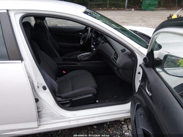 2022 HONDA INSIGHT EX 5
