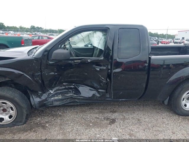 2017 NISSAN FRONTIER S 6