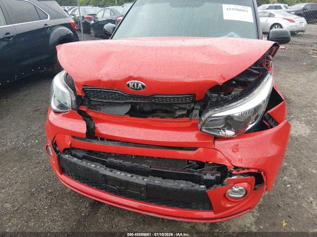 2019 KIA SOUL + 6