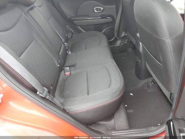 2019 KIA SOUL + 8