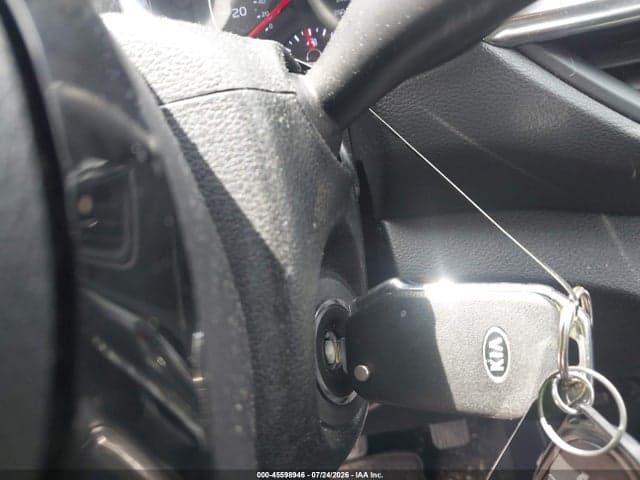 2019 KIA FORTE S 11