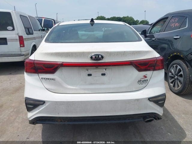 2019 KIA FORTE S 16