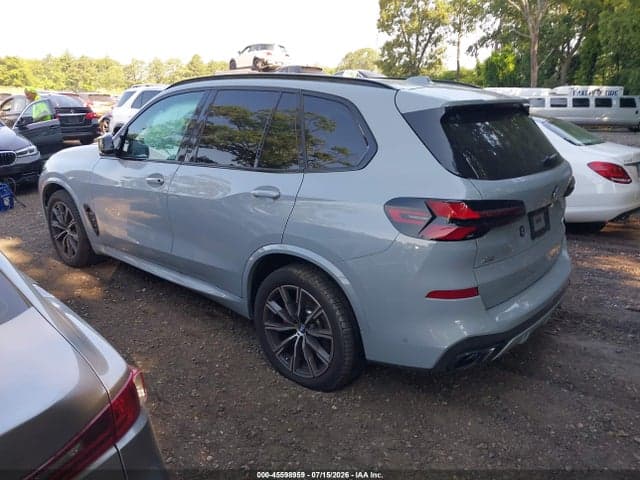 2026 BMW X5 M60I 3