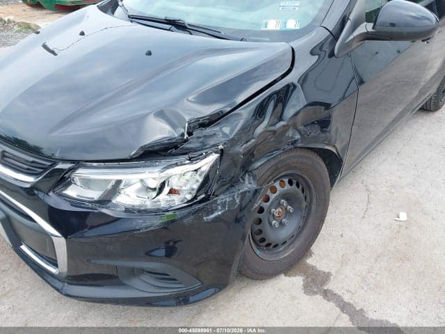 2019 CHEVROLET SONIC LT AUTO 6