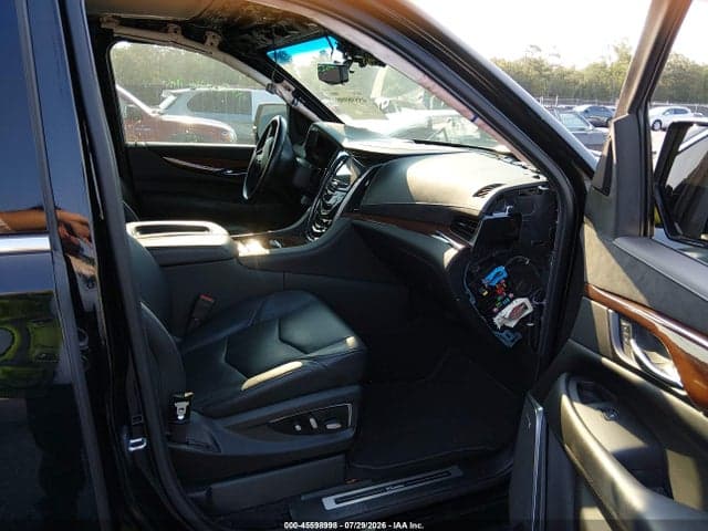 2019 CADILLAC ESCALADE LUXURY 5