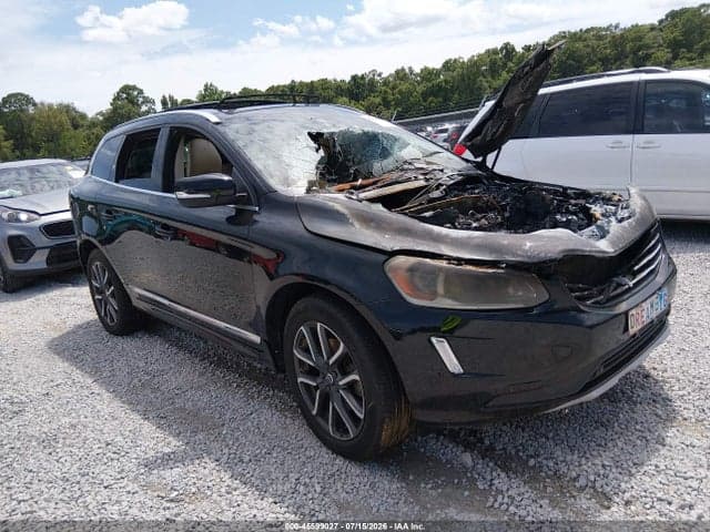2016 VOLVO XC60 T6 DRIVE-E 1