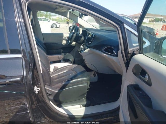 2022 CHRYSLER PACIFICA TOURING L 5