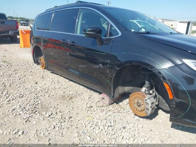 2022 CHRYSLER PACIFICA TOURING L 6
