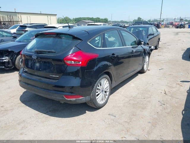 2017 FORD FOCUS TITANIUM 4