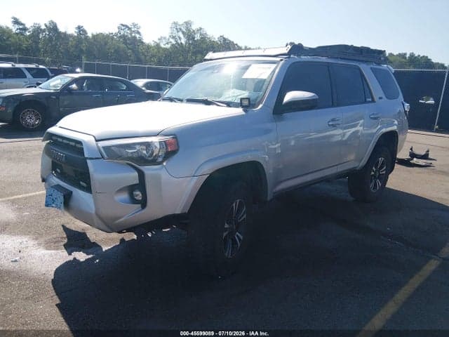 2021 TOYOTA 4RUNNER SR5 2