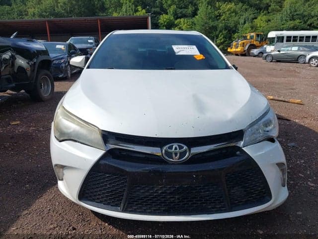 2017 TOYOTA CAMRY SE 12