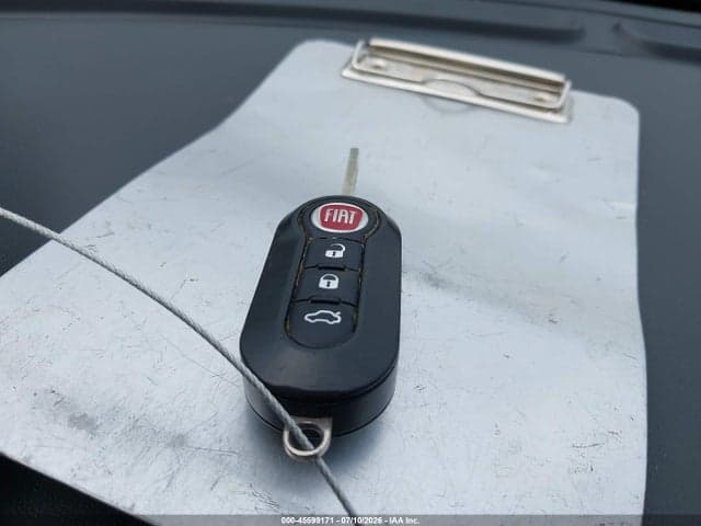 2017 FIAT 500C POP 11