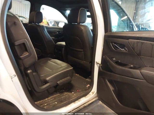 2023 CHEVROLET TRAVERSE AWD PREMIER 8