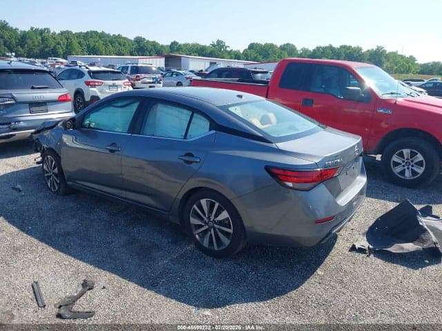2021 NISSAN SENTRA SV XTRONIC CVT 3