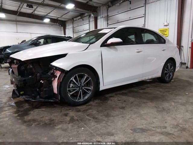 2023 KIA FORTE LXS 2