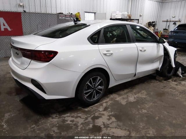 2023 KIA FORTE LXS 4