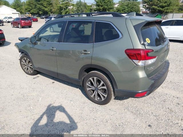 2021 SUBARU FORESTER LIMITED 3