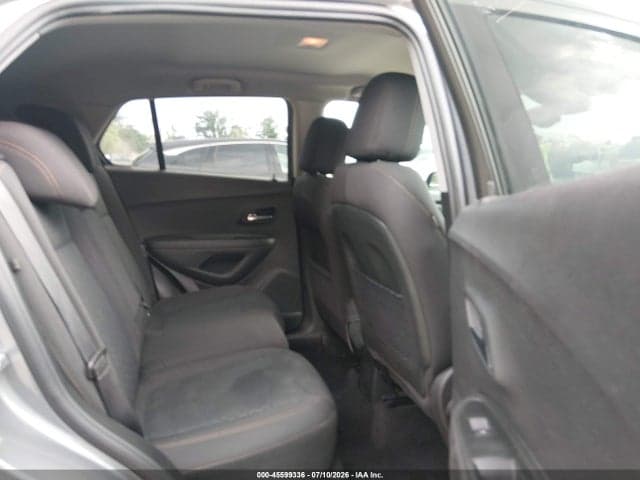 2020 CHEVROLET TRAX FWD LS 8